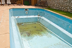 a swimming pool that will need pool demolition