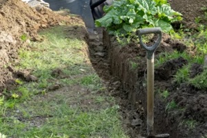 digging ground to make drainage home